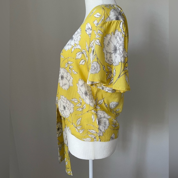 LUSH yellow floral print top - Size M - Picture 4 of 15